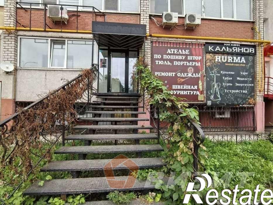Сдать торговое помещение за 65 000 рублей на Кромская улица, 4