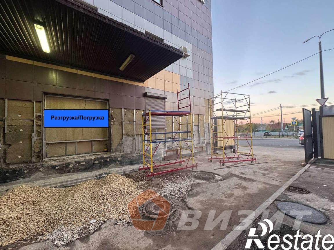 Сдать торговое помещение за 304 000 рублей на Дыбенко улица, 98