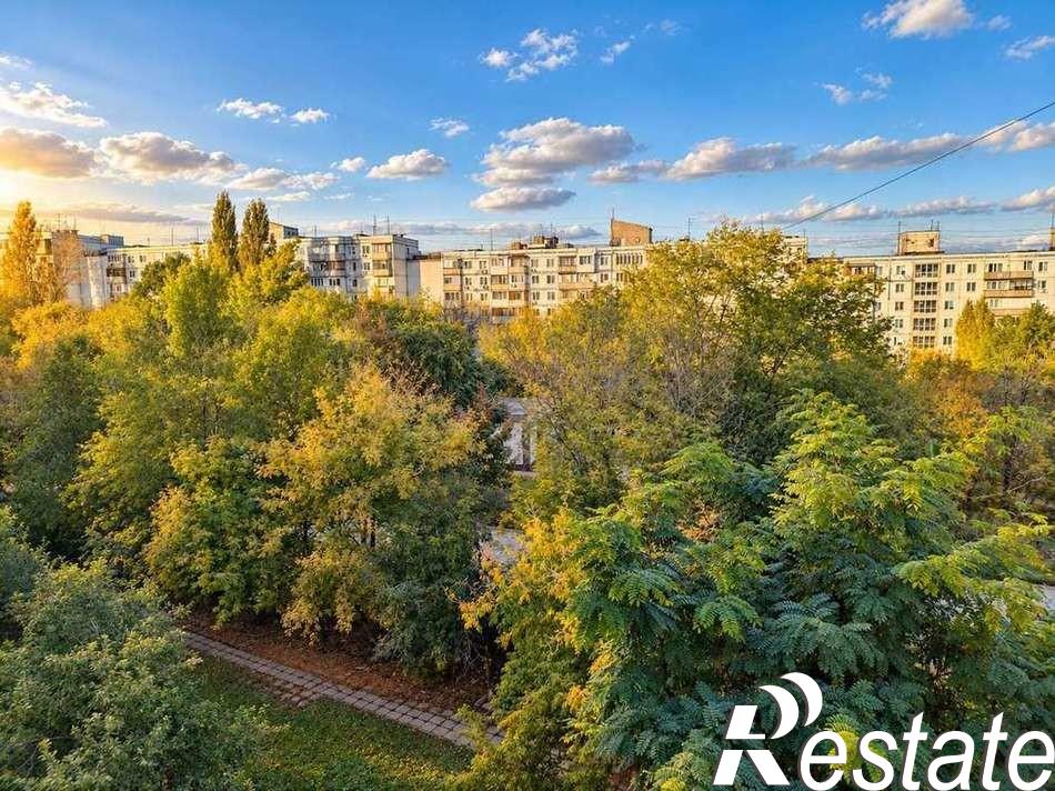Купить квартиру за 5 500 000 рублей на Воронежская улица, 248