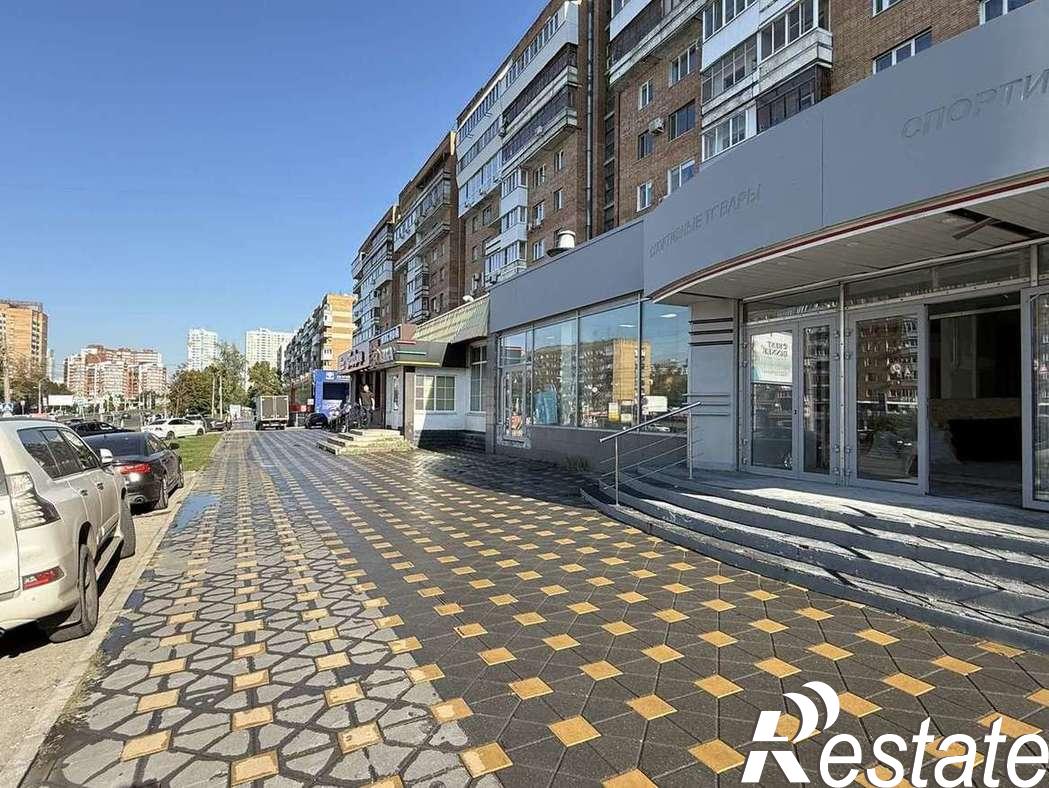 Сдать торговое помещение за 270 720 рублей на Ленина проспект, 3