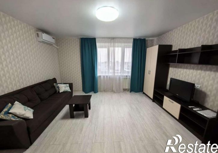 3-комн квартира Ленина проспект, 2А