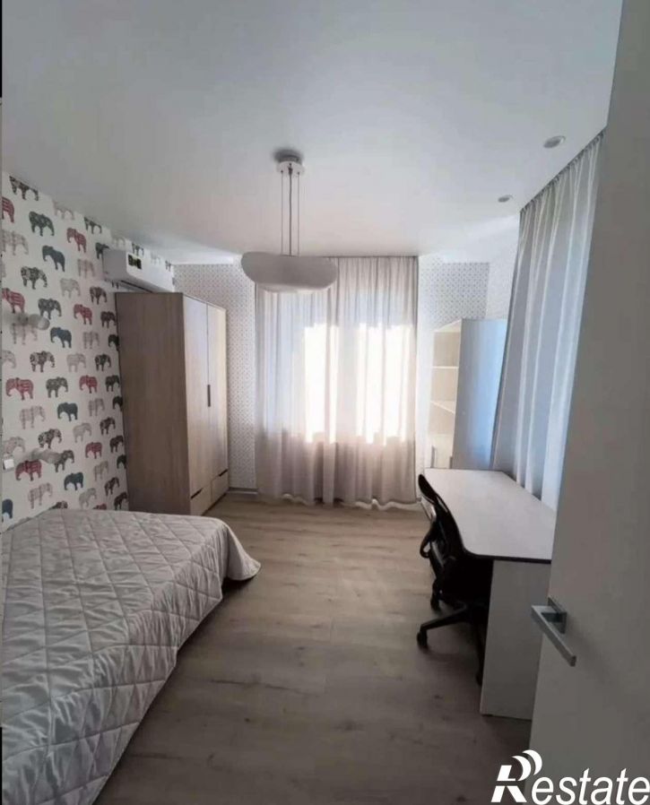 3-комн квартира Ново-Садовая улица, 106ГК1