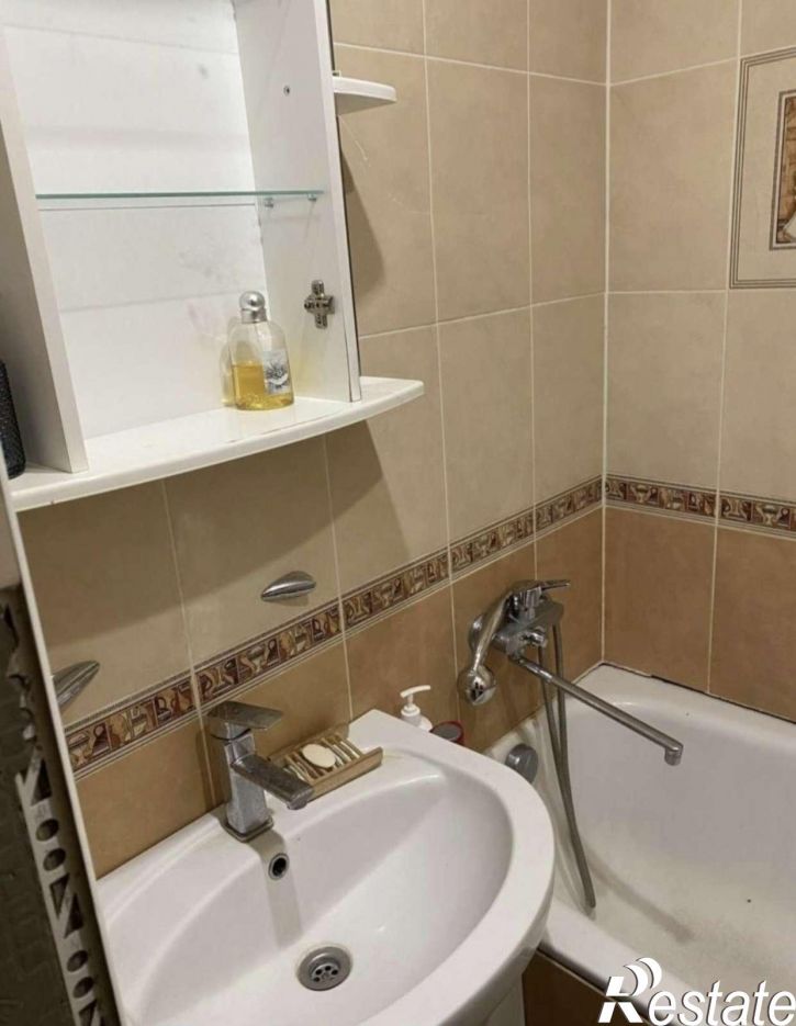 3-комн квартира Красных Коммунаров улица, 15