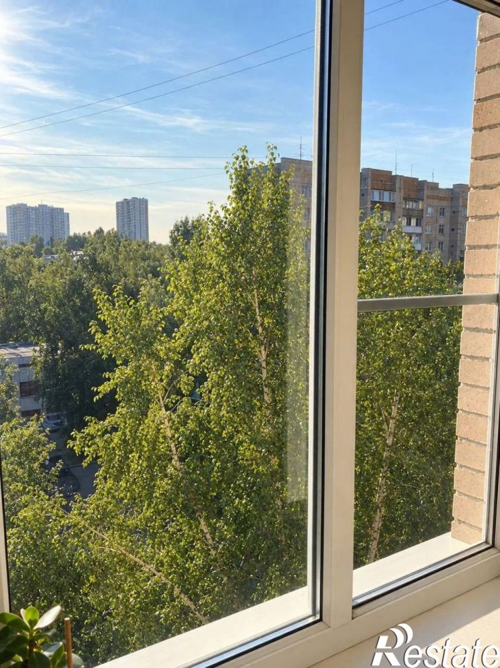 2-комн квартира Революционная улица, 77