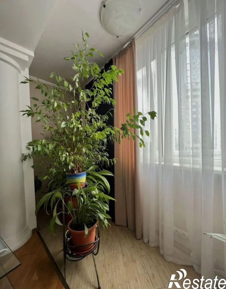 2-комн квартира Ново-Садовая улица, 106б