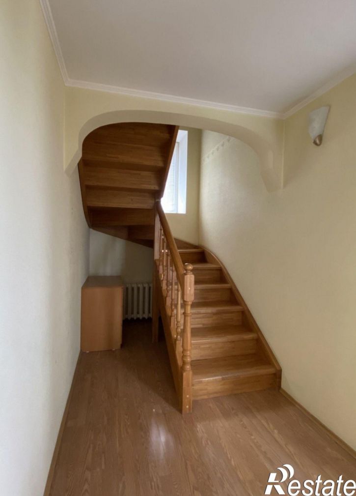 4-комн квартира Ленинская улица, 18
