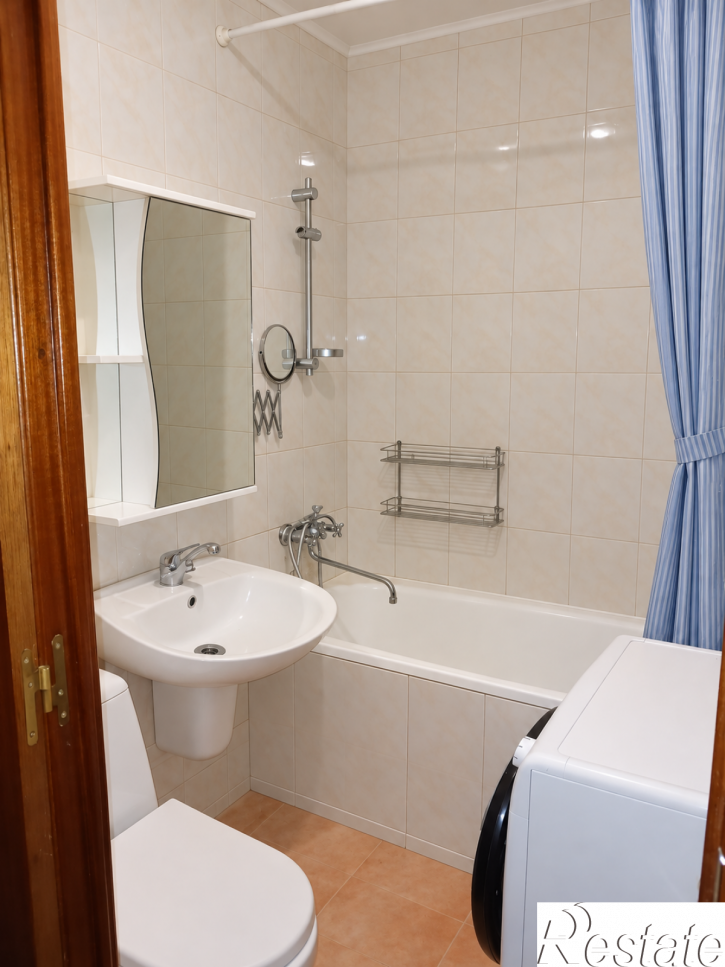 2-комн квартира Аэродромная улица, 5