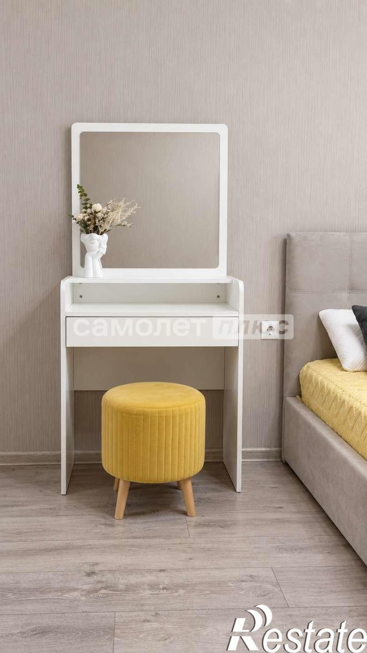 2-комн квартира Революционная улица, 101Вк2
