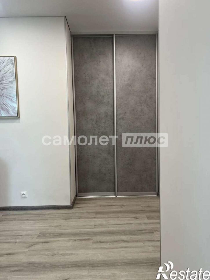 2-комн квартира Луначарского улица, 5