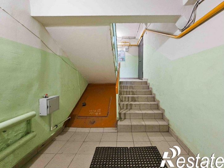 4-комн квартира Осипенко улица, 34
