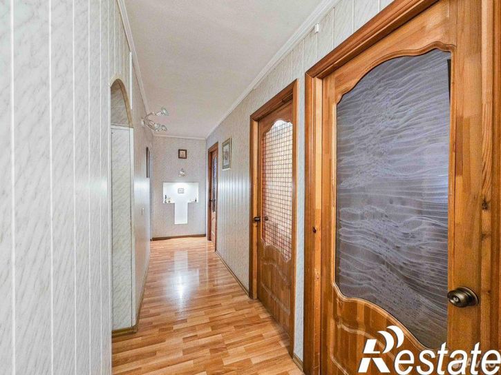 4-комн квартира Осипенко улица, 34