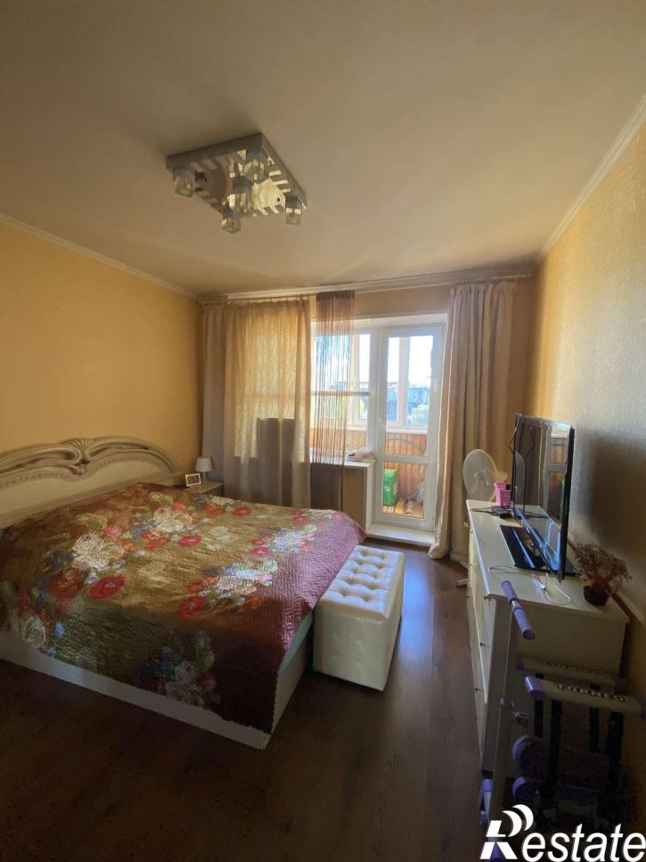 3-комн квартира Ялтинская улица, 28б