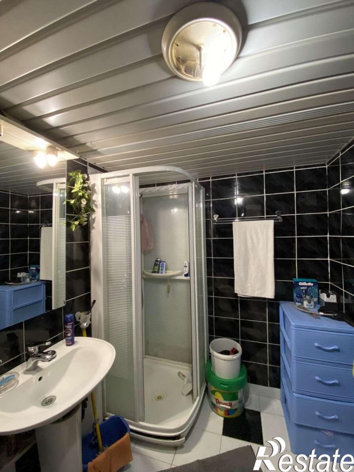 3-комн квартира Ялтинская улица, 28б