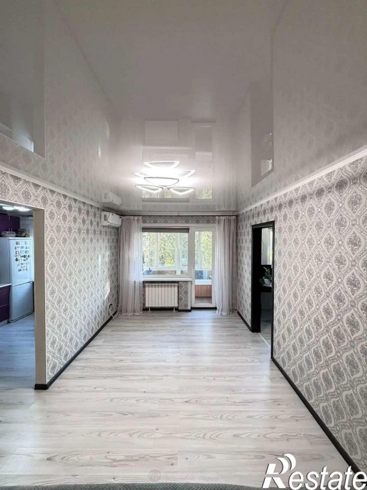 2-комн квартира Гагарина улица, 3