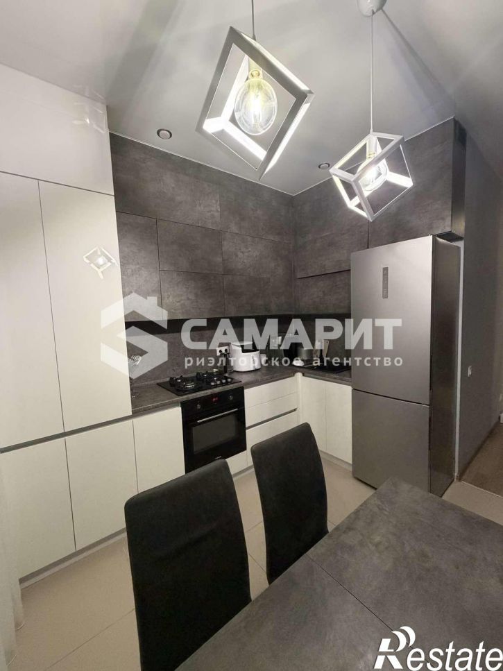 2-комн квартира 3-я просека, 94б