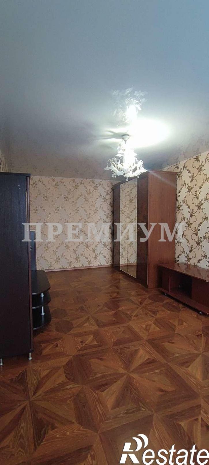 2-комн квартира Мира улица, 14