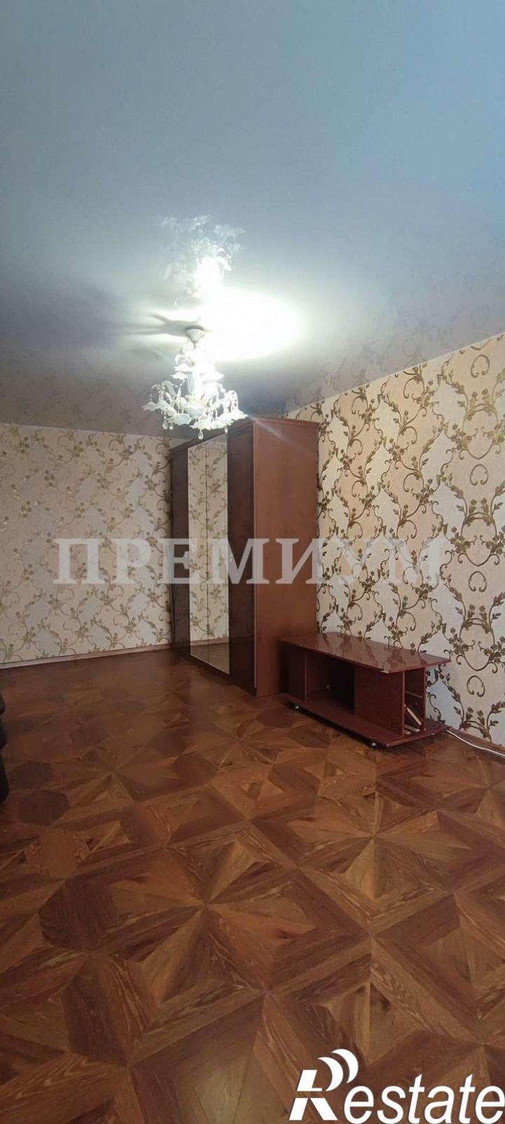 2-комн квартира Мира улица, 14