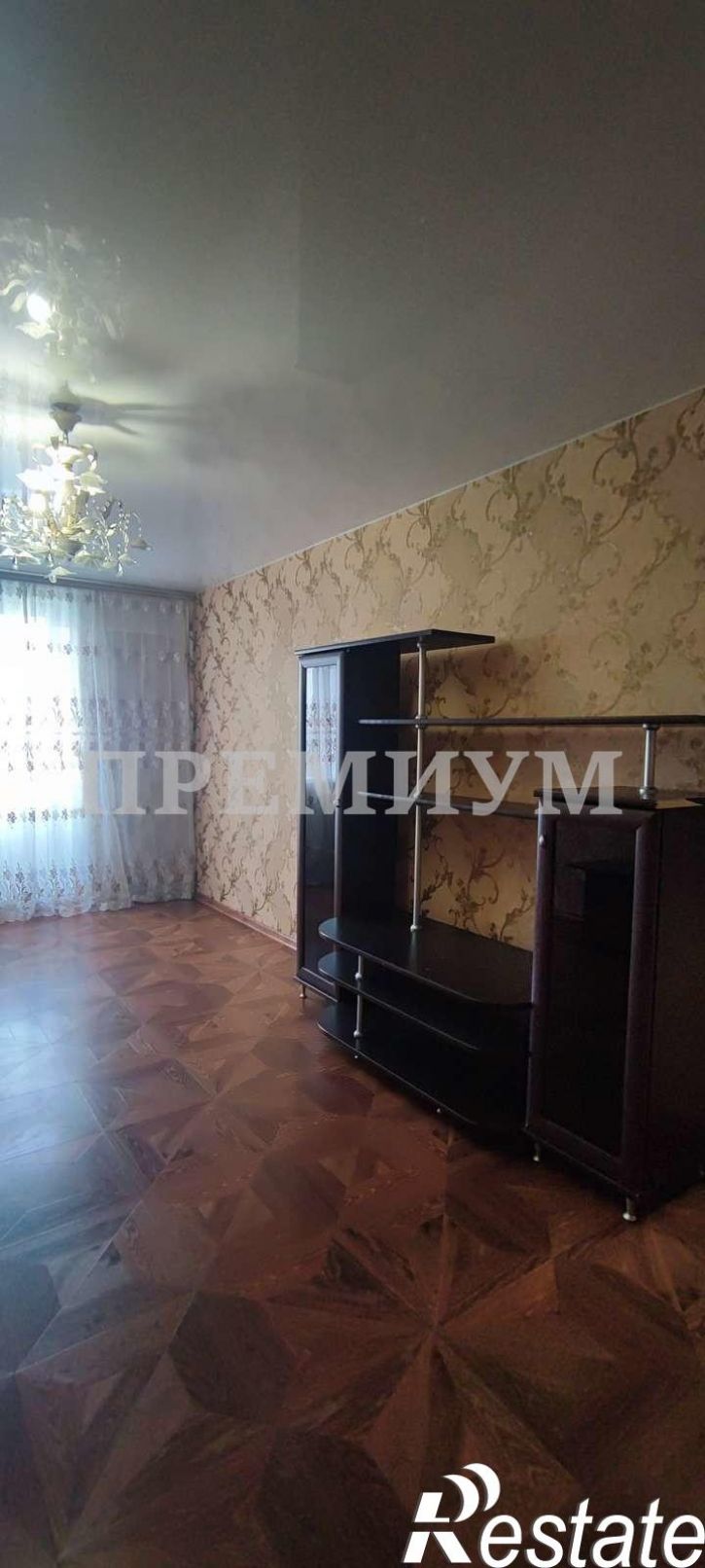 2-комн квартира Мира улица, 14