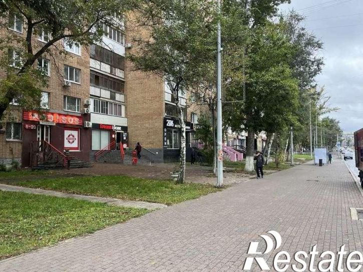 Торговое помещение Ново-Садовая улица, 27