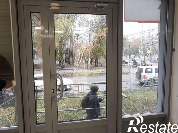 Торговое помещение улица Дзержинского, 24А,  д. 24А