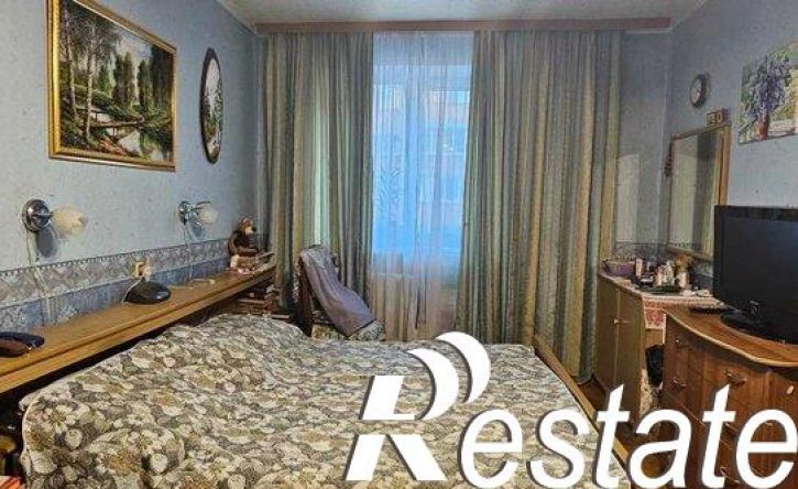 3-комн квартира улица Братьев Коростелёвых, 81,  д. 81