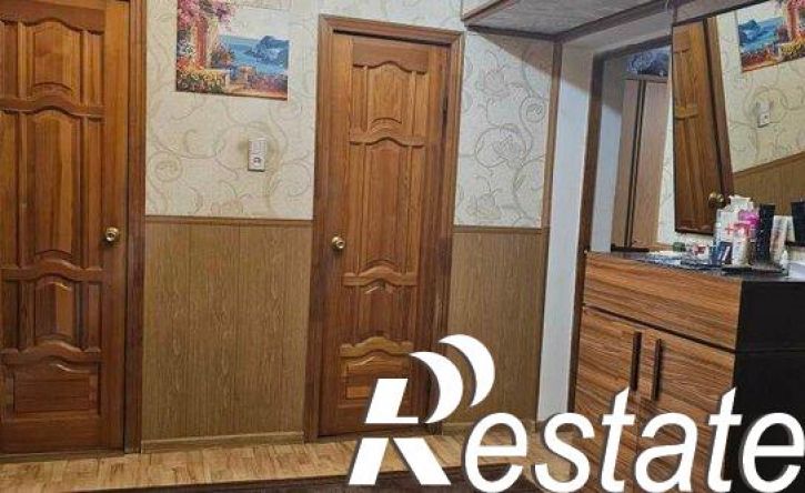 3-комн квартира улица Братьев Коростелёвых, 81,  д. 81