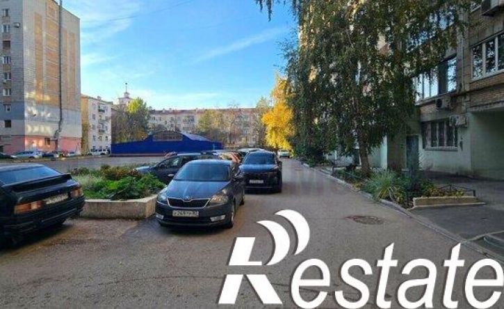 3-комн квартира улица Братьев Коростелёвых, 79,  д. 79