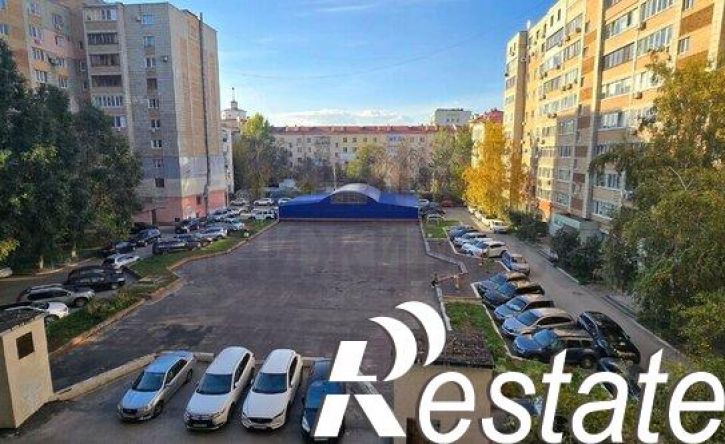 3-комн квартира улица Братьев Коростелёвых, 79,  д. 79