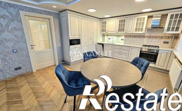 3-комн квартира Ново-Садовая улица, 23,  д. 23