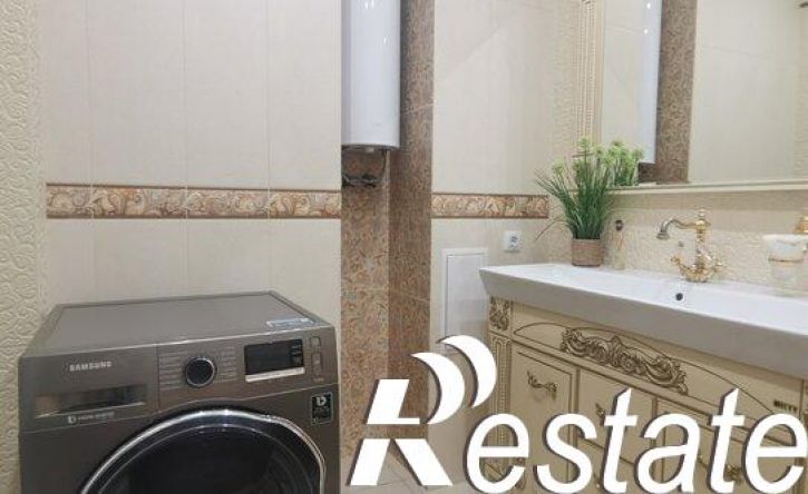3-комн квартира проспект Кирова, 348,  д. 348