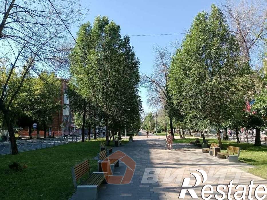 Купить торговое помещение за 8 500 000 рублей на Металлургов проспект, 87