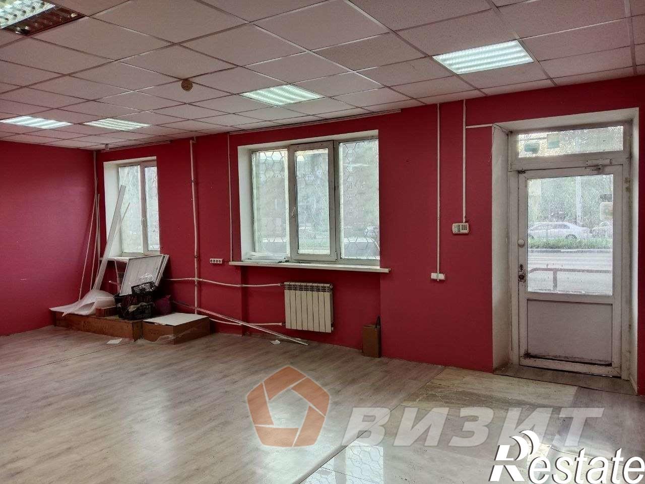 Сдать торговое помещение за 40 000 рублей на Победы улица, 4