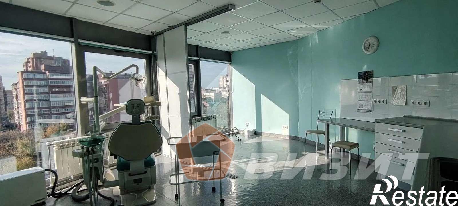Купить офис, помещение под офис за 20 000 000 рублей на Ульяновская улица, 52