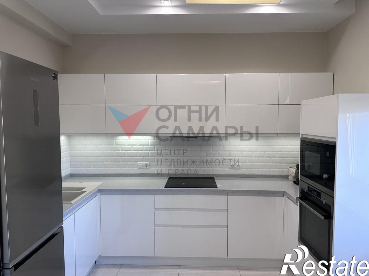 Купить квартиру за 20 800 000 рублей на Братьев Коростелёвых улица, 152