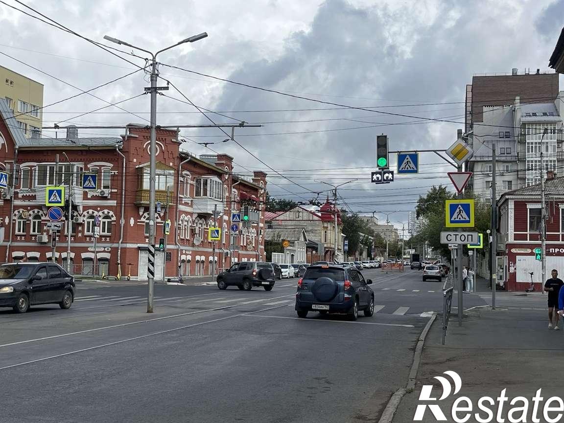 Купить торговое помещение за 15 000 000 рублей на Льва Толстого улица, 66