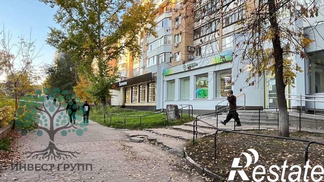 Сдать торговое помещение за 59 000 рублей на Кирова проспект, 283