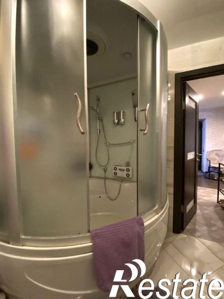 3-комн квартира Карла Маркса проспект, 245