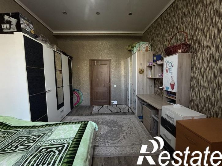 3-комн квартира Кирова проспект, 46