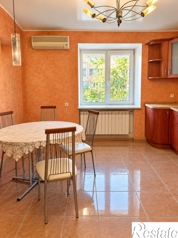 3-комн квартира Венцека улица, 78