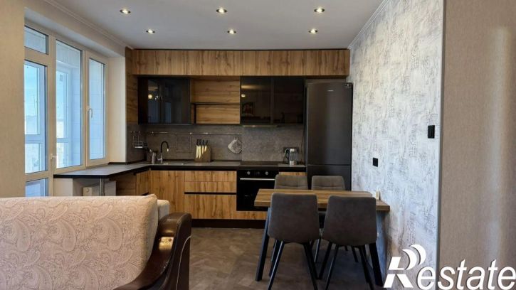 2-комн квартира Гаражная улица, 7