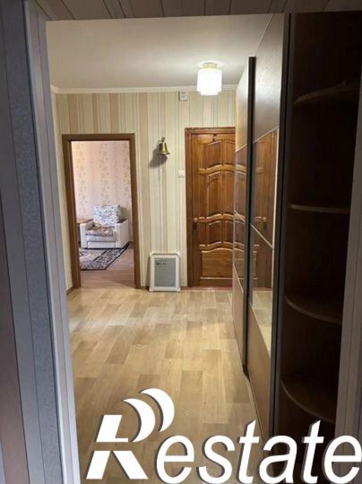3-комн квартира Демократическая улица, 8