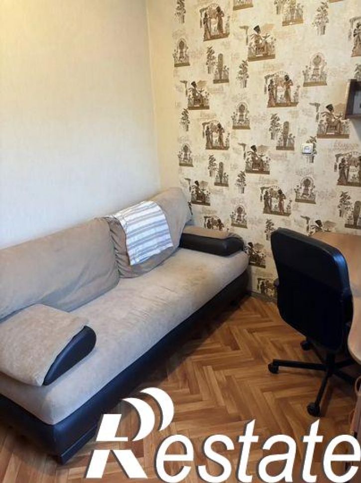 3-комн квартира Демократическая улица, 8