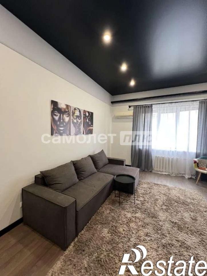 2-комн квартира Ленинская улица, 310