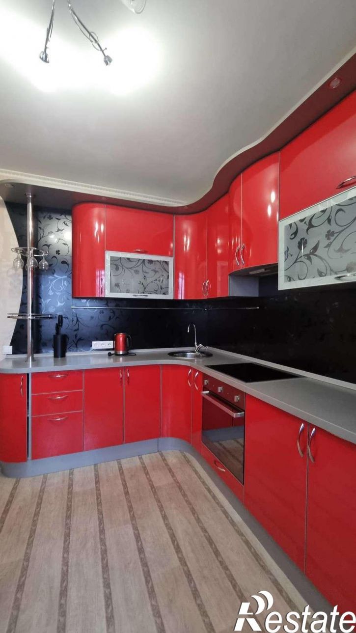 1-комн квартира Гастелло улица, 32
