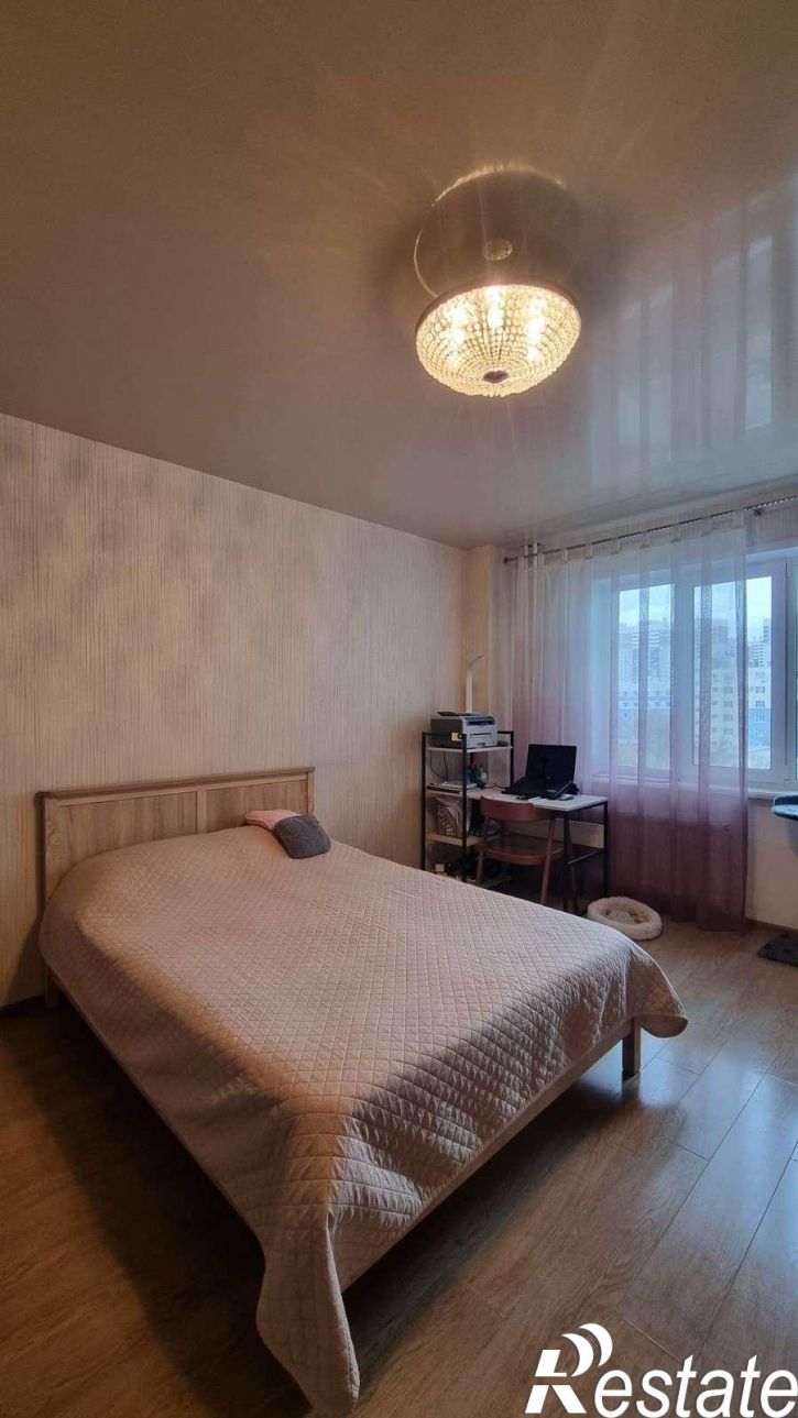 1-комн квартира Гастелло улица, 32