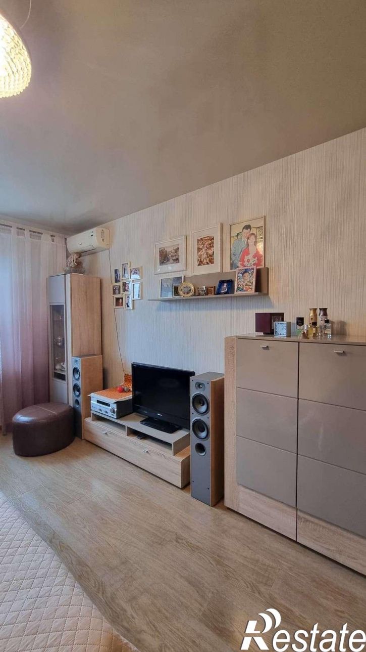 1-комн квартира Гастелло улица, 32