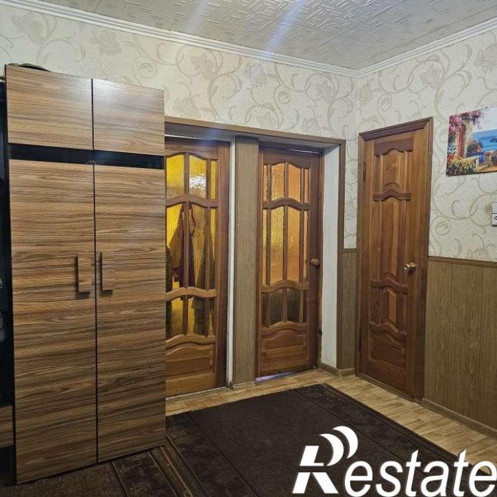 3-комн квартира Братьев Коростелёвых улица, 81