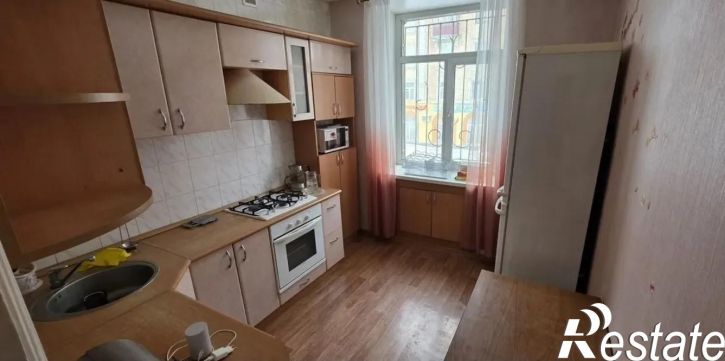 2-комн квартира Победы улица, 97