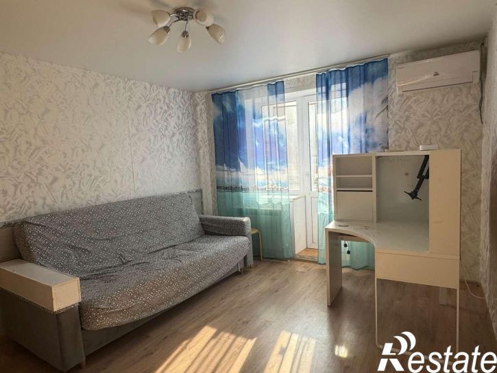 2-комн квартира Евгения Золотухина улица, 31
