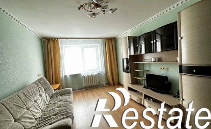 2-комн квартира улица Парижской Коммуны, 24,  д. 24